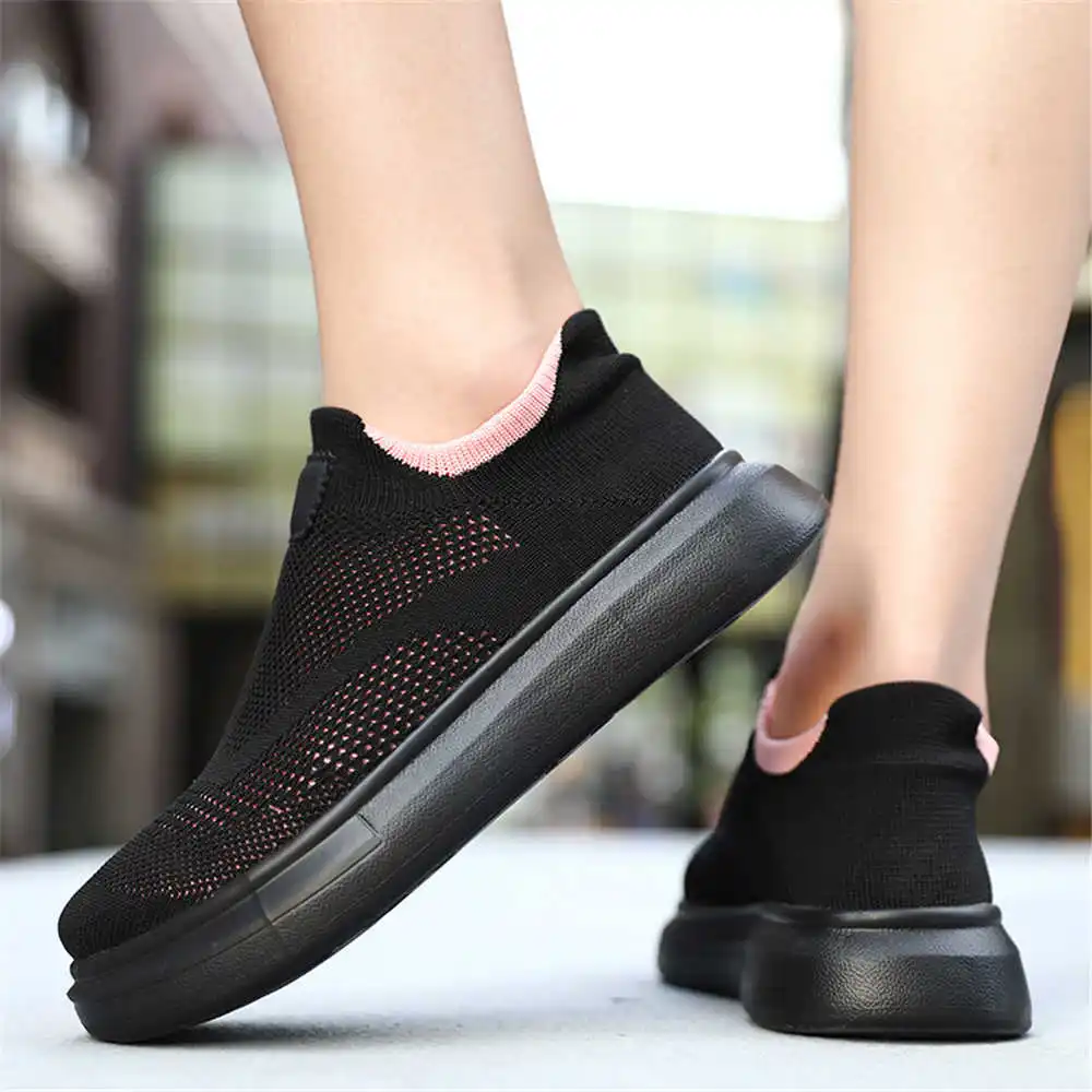 Streetwear Brand Canada - Stoking Platform sepatu cokelat untuk wanita
